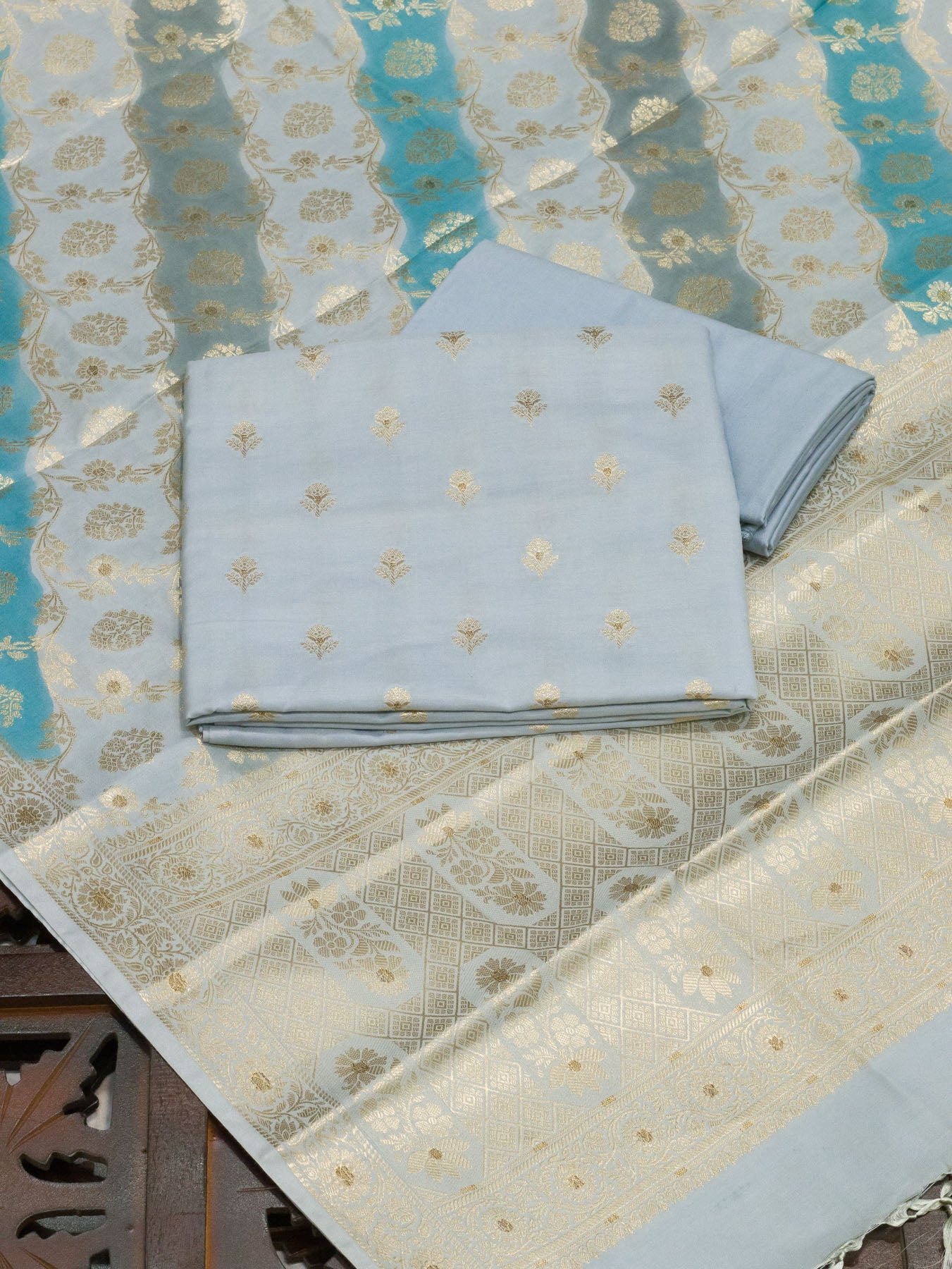 Metallic Blue Mulberry Viscose Hand Rangkaat Suit 3 Pcs Set