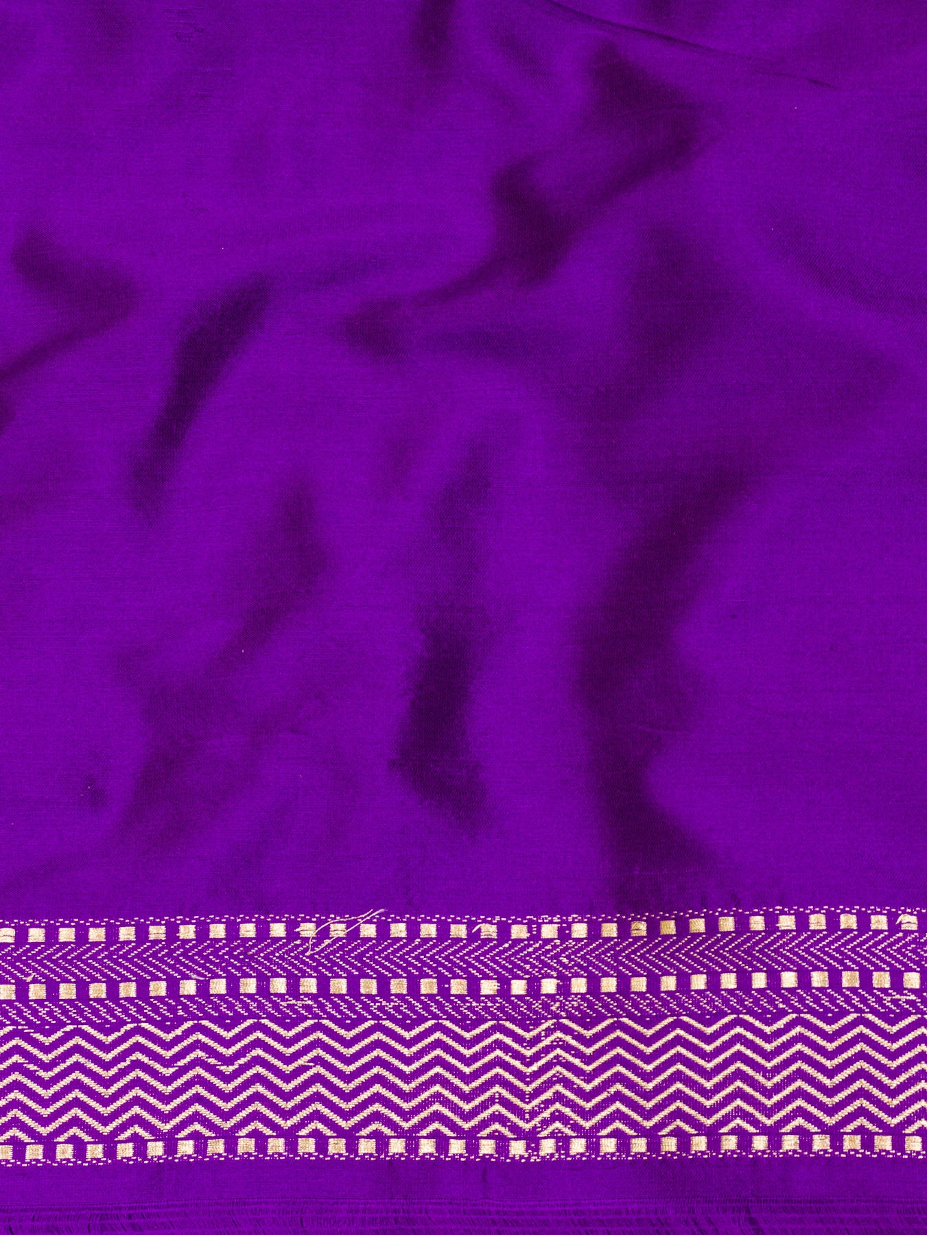 Uda Purple Pure Katan Silk Handloom Saree Kadhwa Gold & Silver Zari Buti