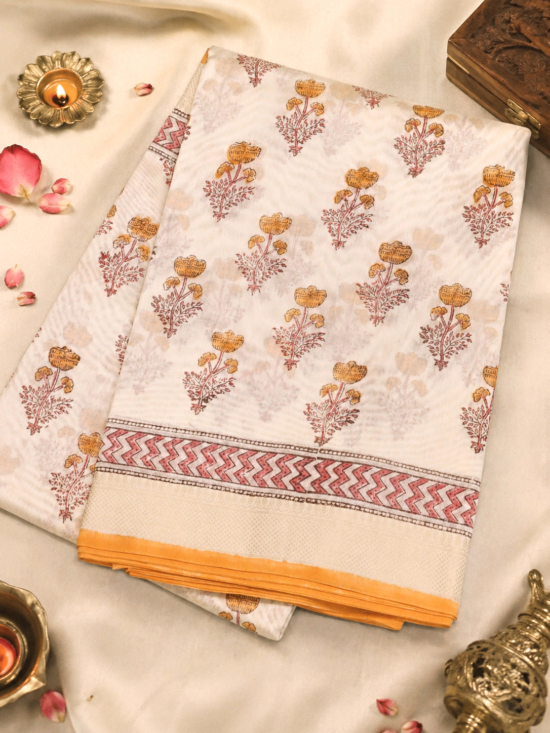 White Silk Cotton Chanderi Maheshwari Banarasi Block Print Saree Designer Zari Border