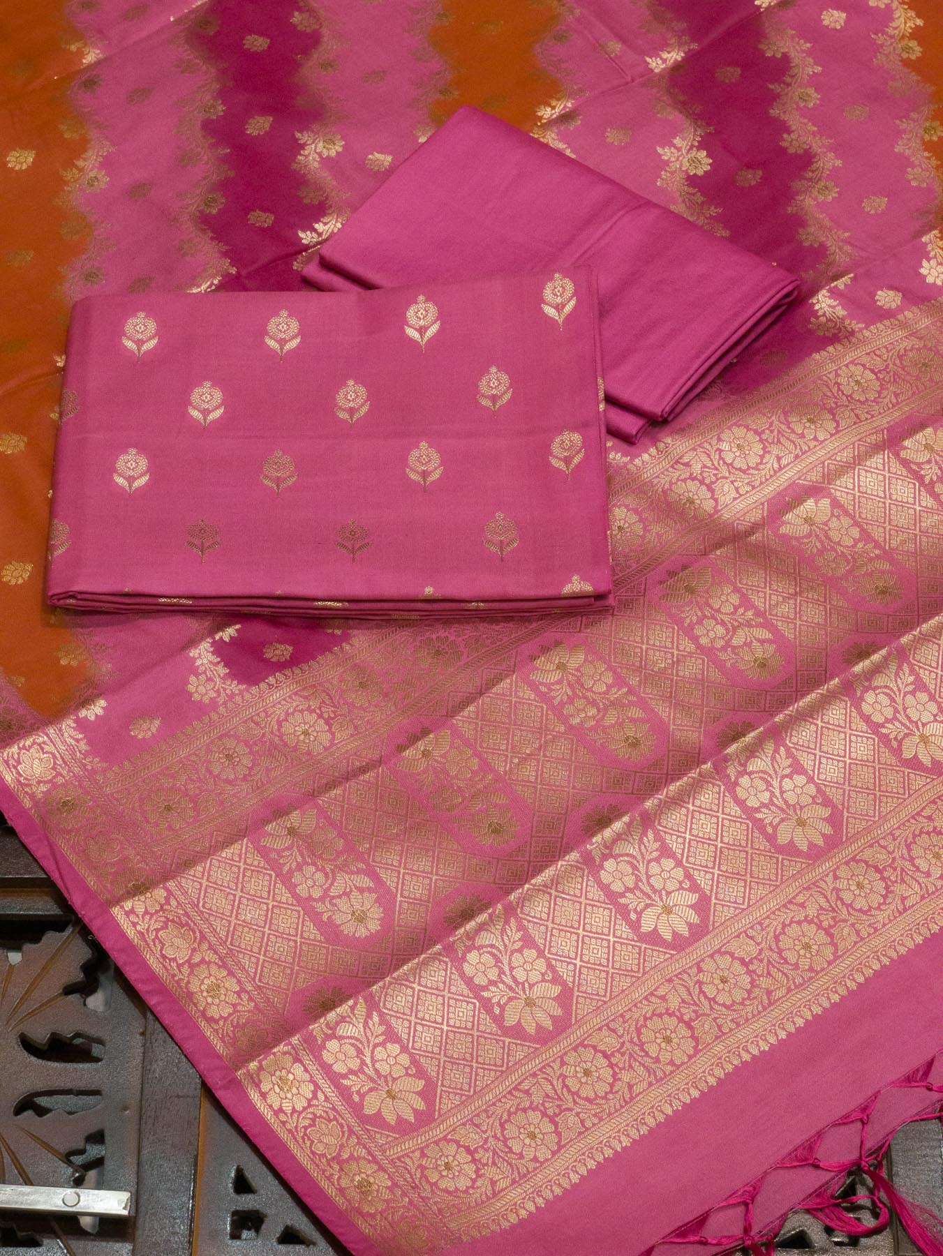 Gajari Pink Mulberry Viscose Hand Rangkaat Suit 3 Pcs Set