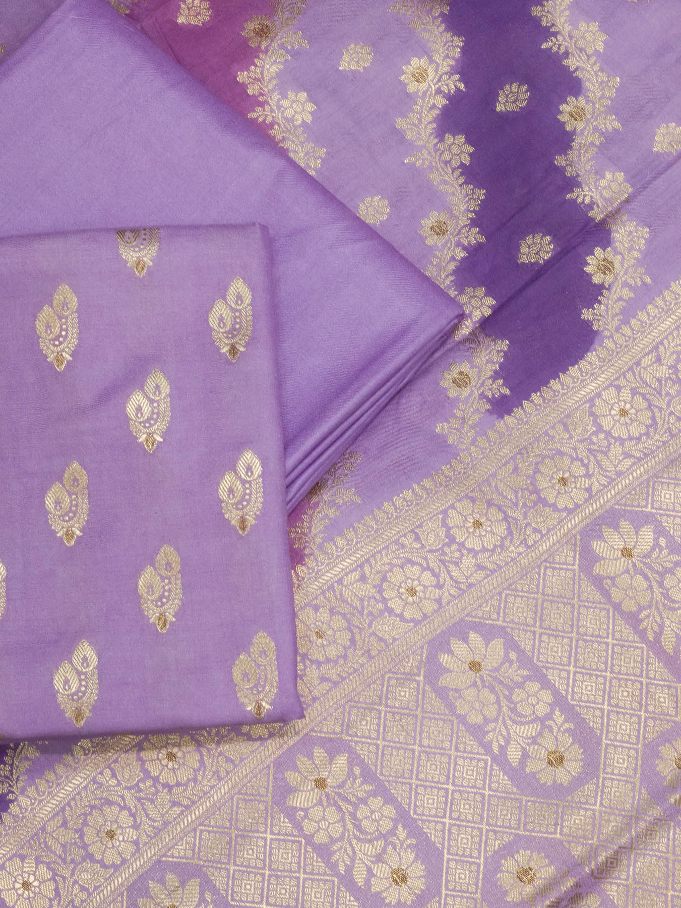 Light Lavender Mulberry Viscose Hand Rangkaat Suit 3 Pcs Set