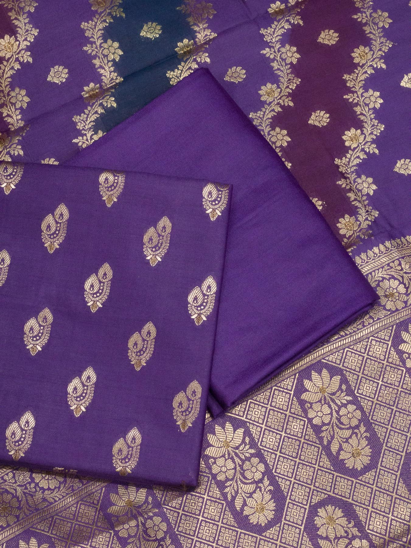 Uda Purple Mulberry Viscose Hand Rangkaat Suit 3 Pcs Set