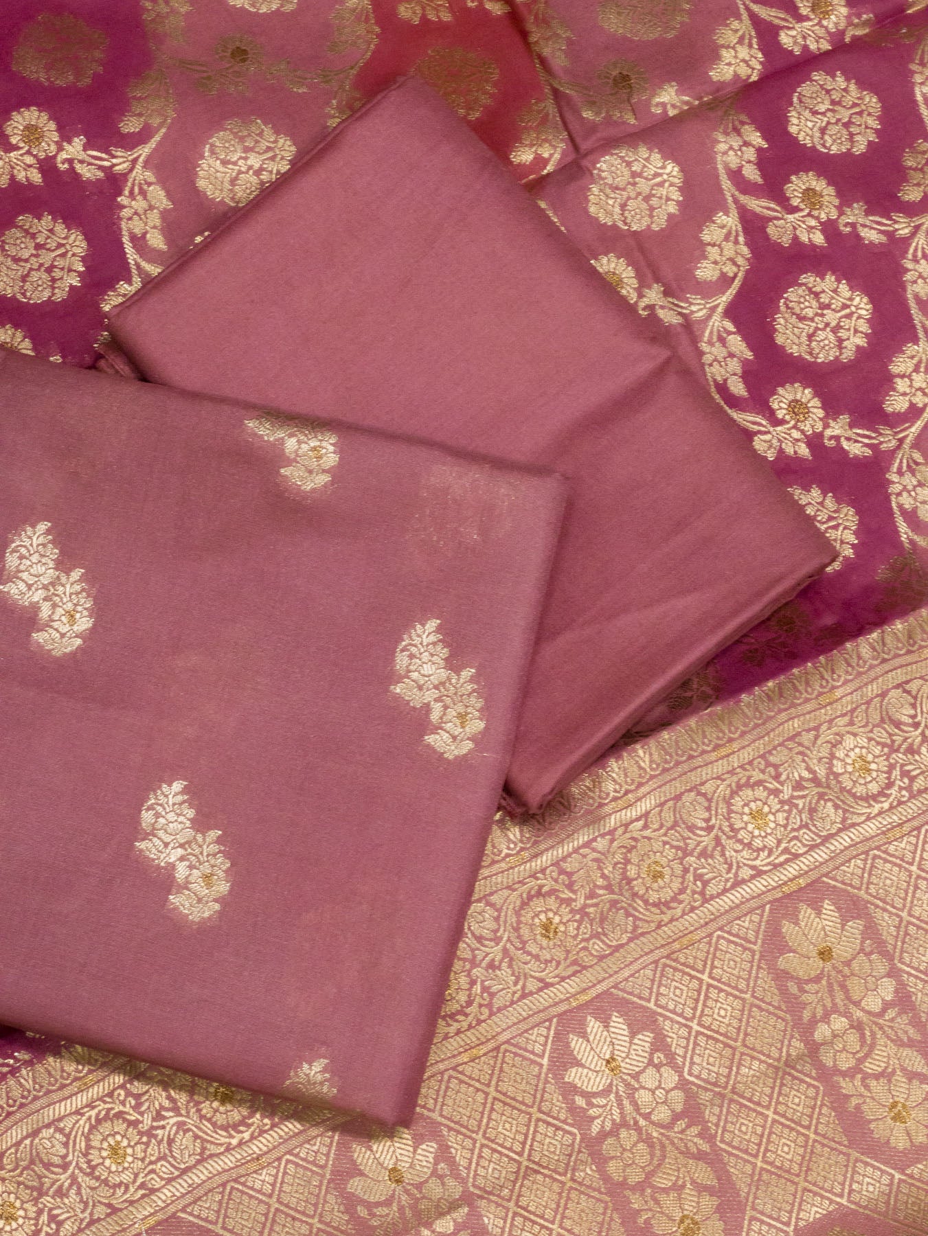Pinkish Mauve Mulberry Viscose Hand Rangkaat Suit 3 Pcs Set