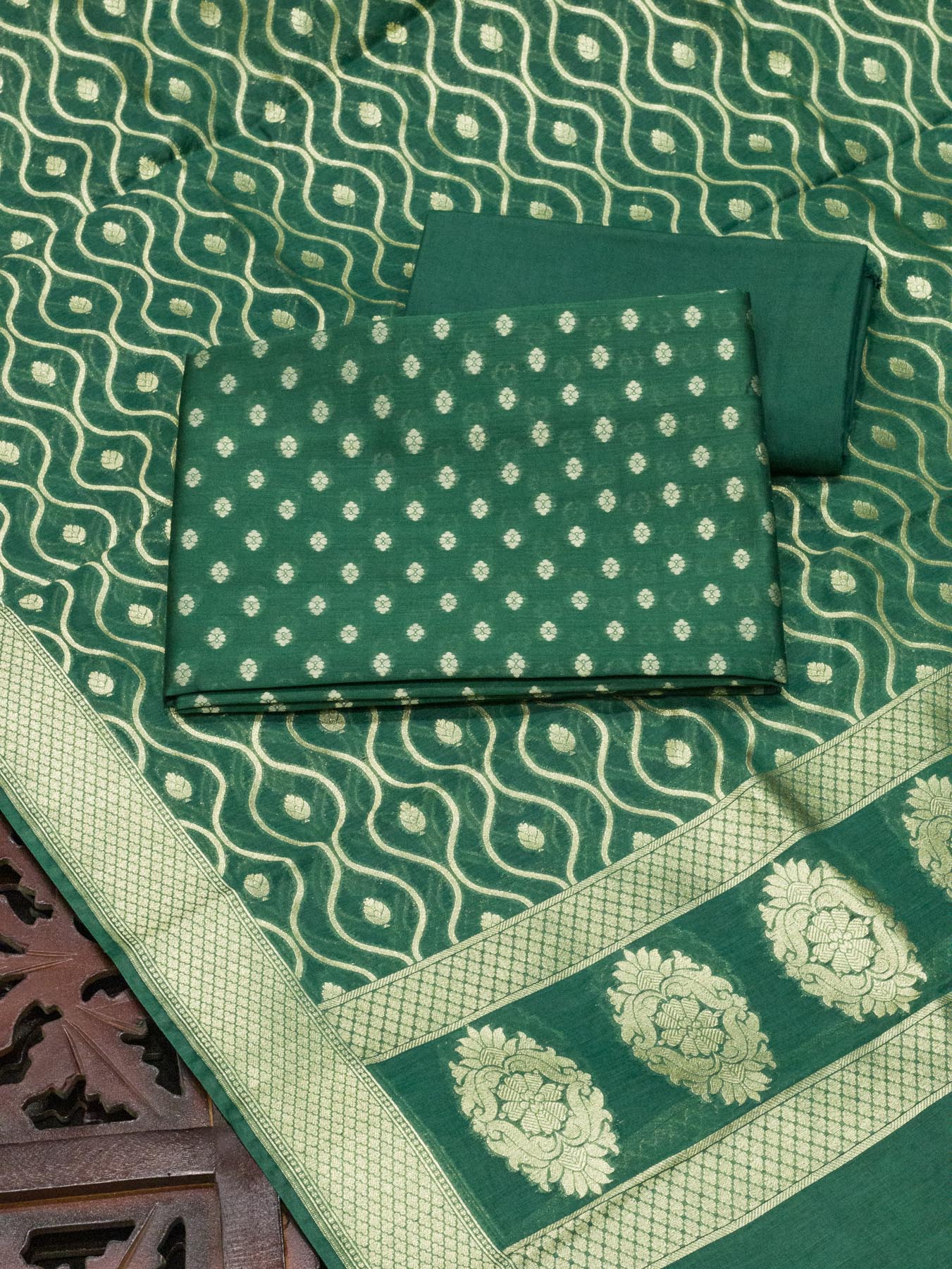 Emerald Green Pure Silk Mul Chanderi Suit Set - Top Dupatta & Bottom