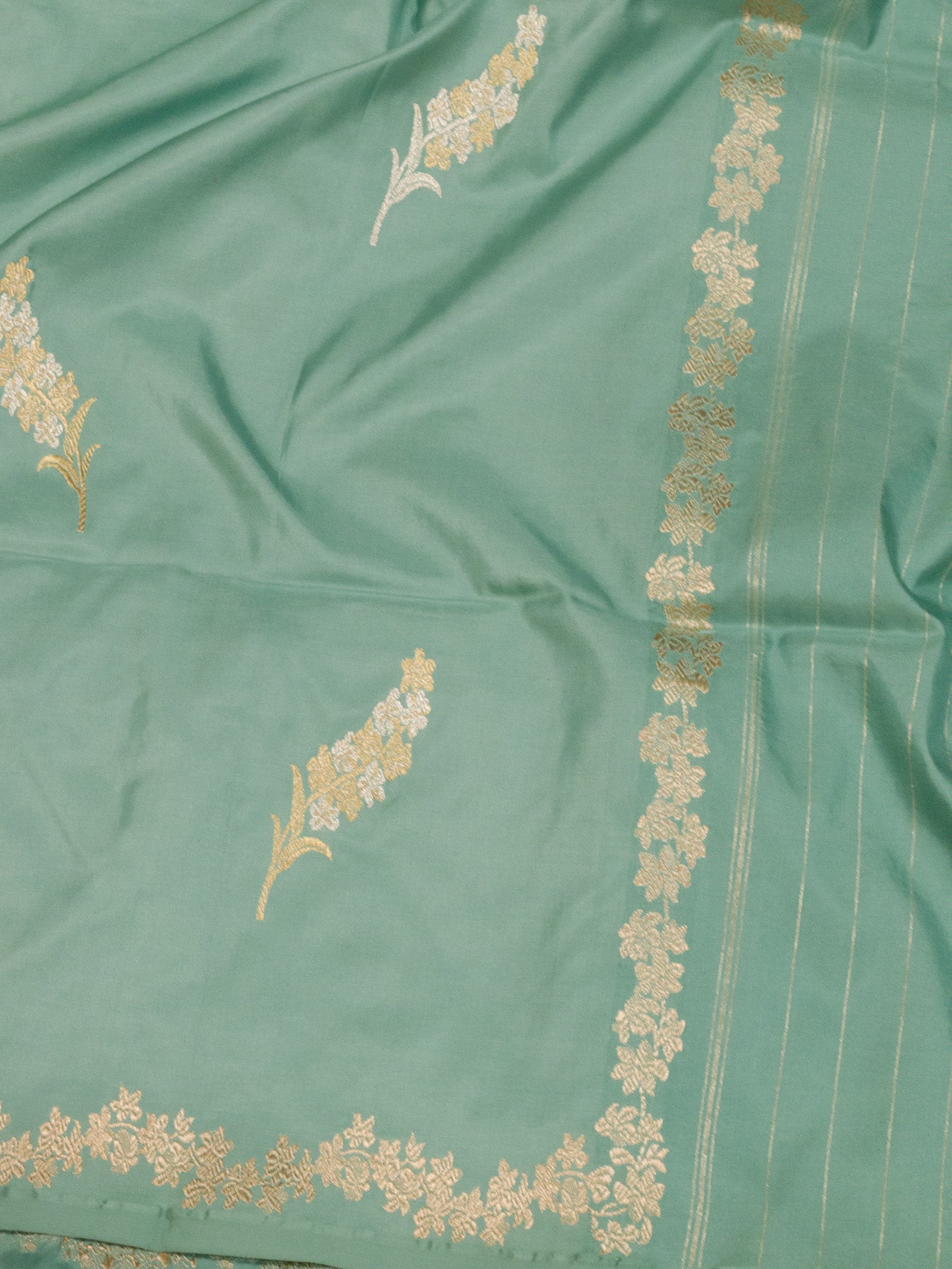 Mint Green Pure Katan Silk Handloom Kadhwa Saree with Narrow Scallop Border & Gold Silver Floral Zari Buti