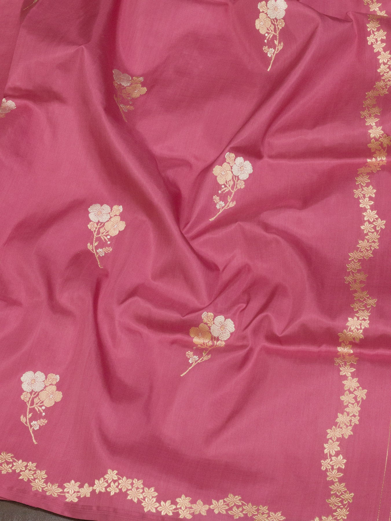 Pure Katan Silk Rose Pink Banarasi Handloom Kadhwa Saree with Narrow Scallop Border & Gold Silver Floral Buti - ZARISPIRE