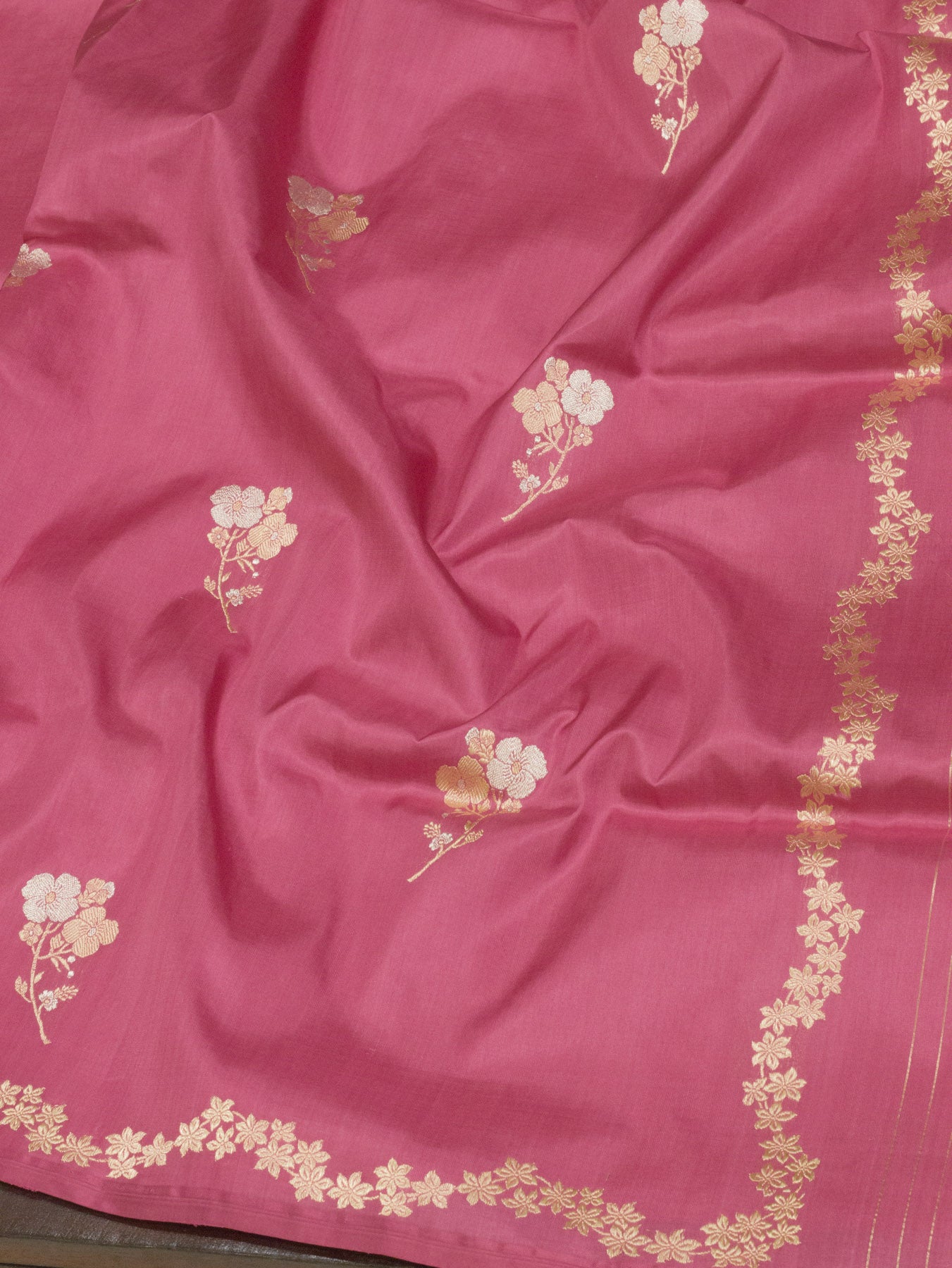 Pure Katan Silk Rose Pink Banarasi Handloom Kadhwa Saree with Narrow Scallop Border & Gold Silver Floral Buti - ZARISPIRE