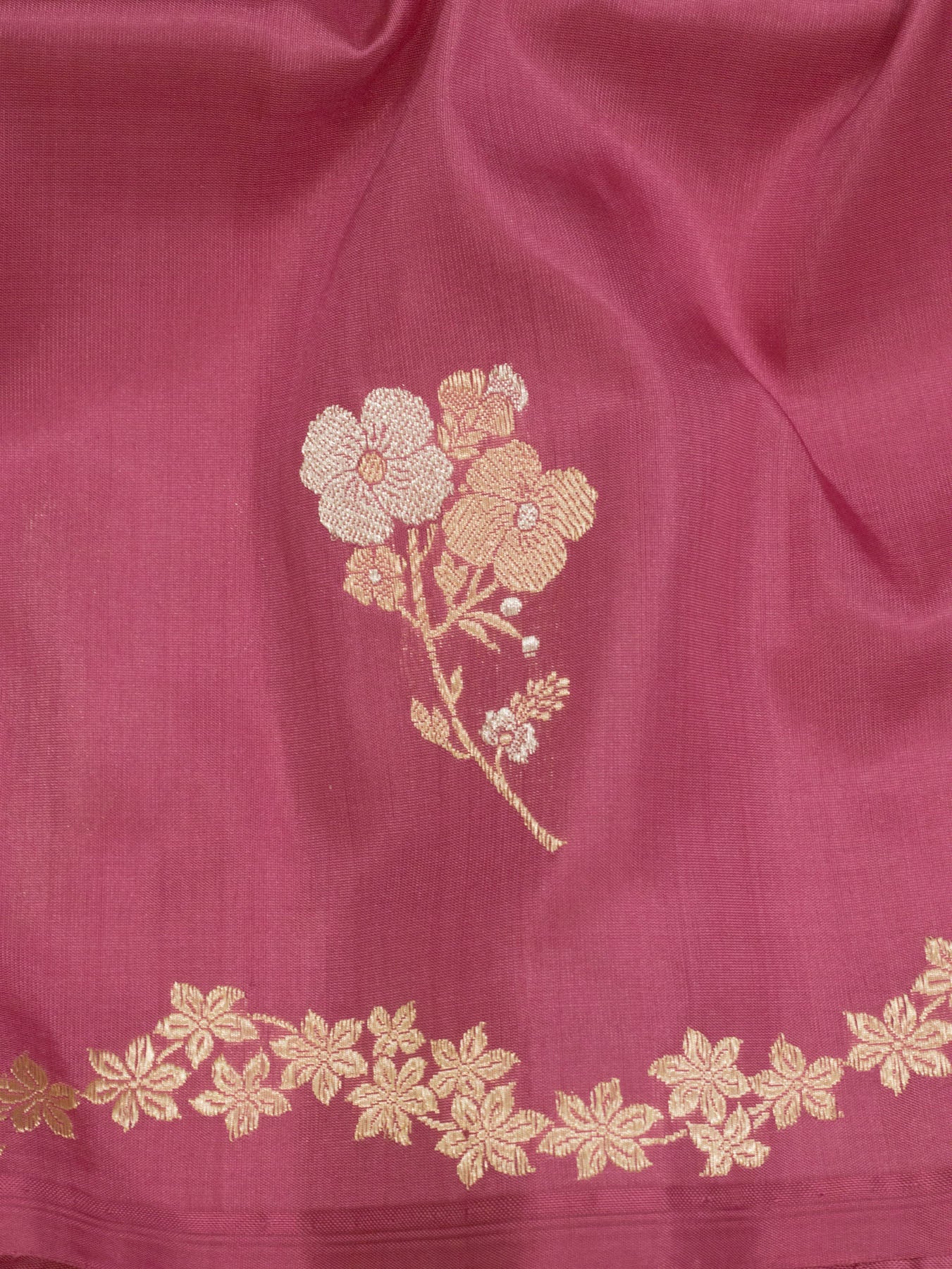 Pure Katan Silk Rose Pink Banarasi Handloom Kadhwa Saree with Narrow Scallop Border & Gold Silver Floral Buti - ZARISPIRE