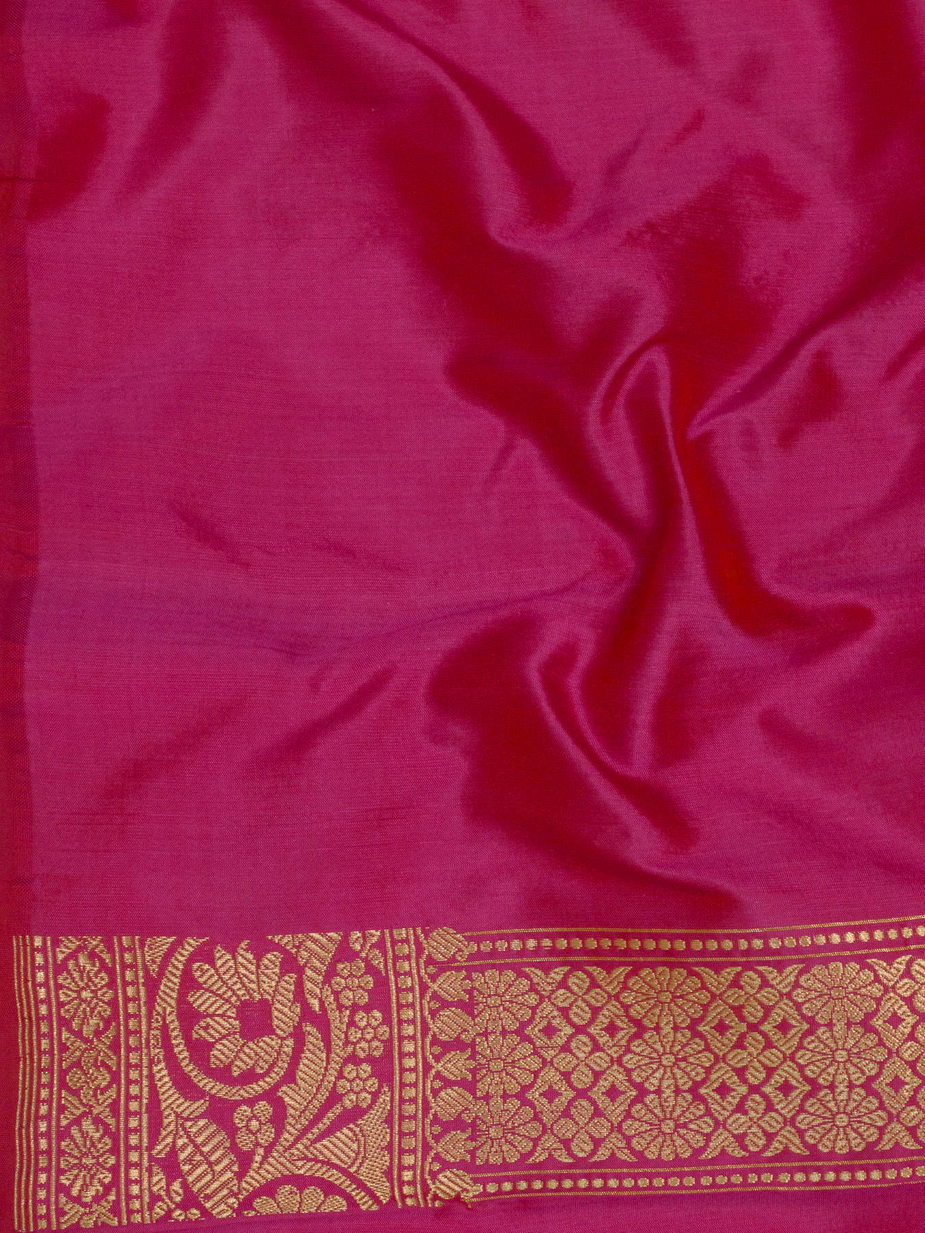 Pure Katan Silk Pink Banarasi Saree with Kadhwa Jangla weaving and Gold Zari Tilfi Meenakari artistry - close-up - ZARISPIRE