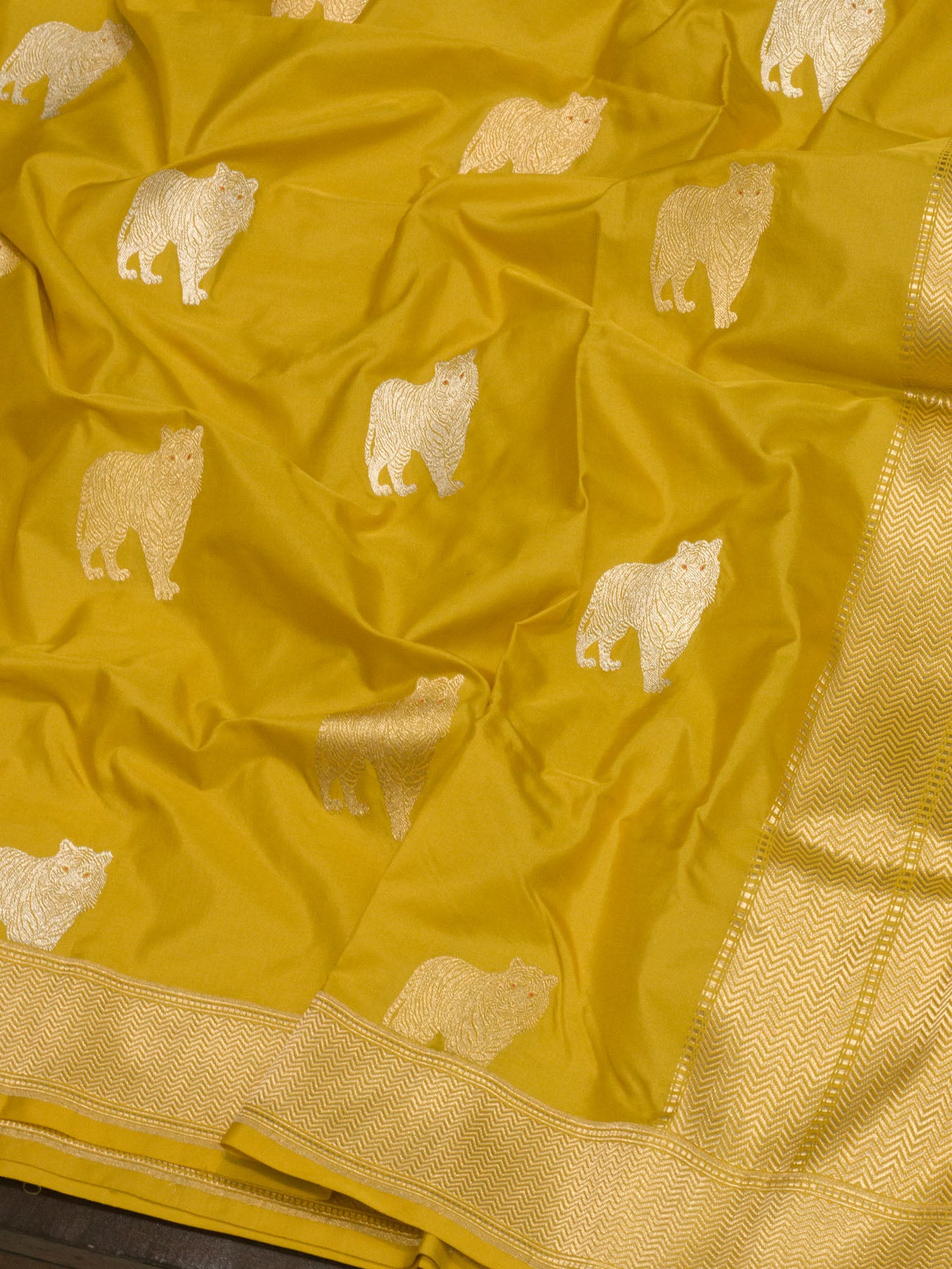 Pure Katan Naqshi Satin Silk Honey Yellow Banarasi Exquisitely woven with Kadhwa Tilfi Meenakari Gold & Silver - ZARISPIRE