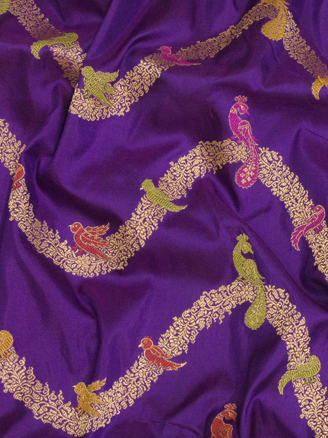 Pure Katan Silk Purple Banarasi Exquisitely crafted with Kadhwa Shikargah Jangla motifs and enriched with - ZARISPIRE