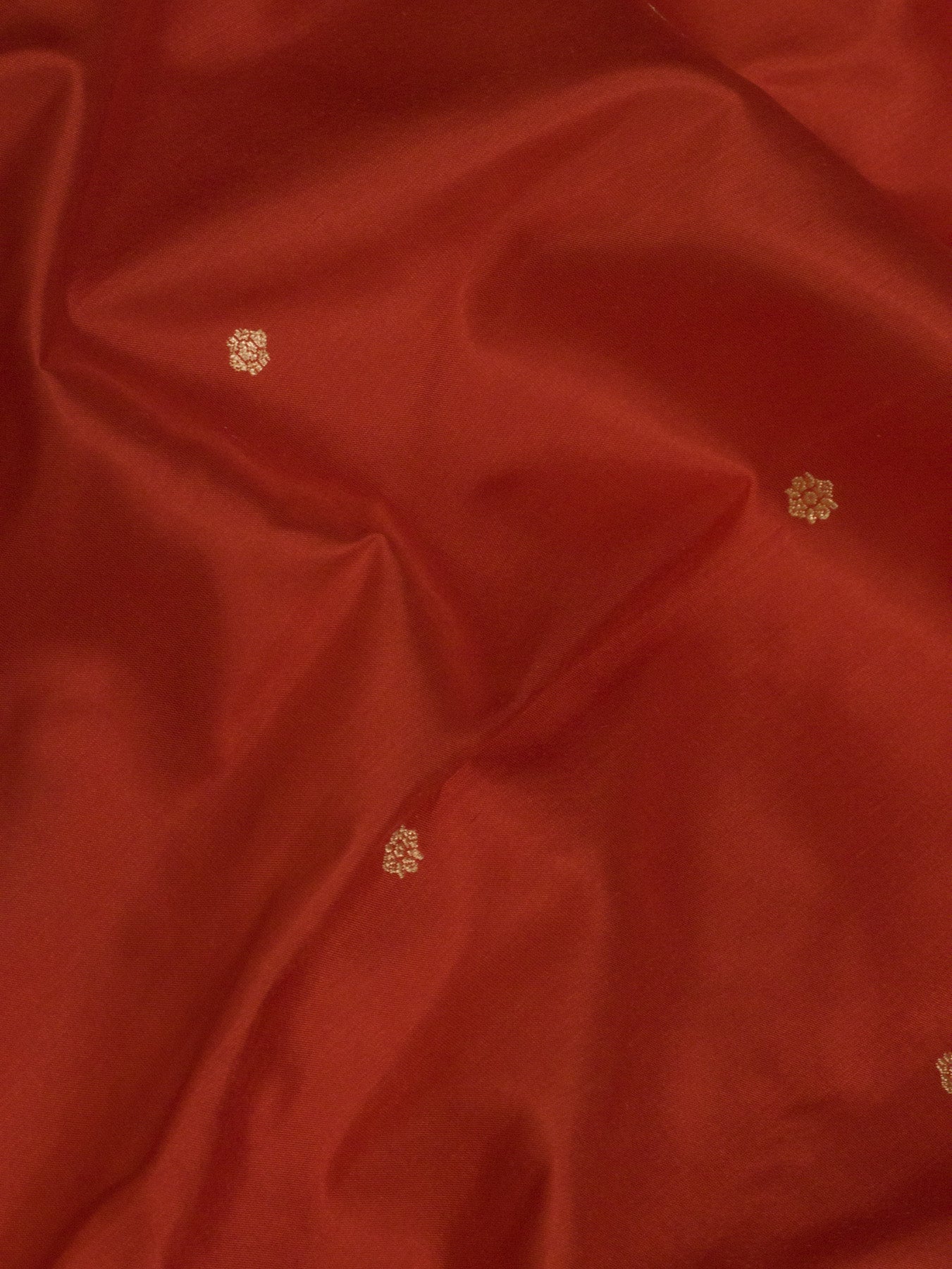 Shaadi Red Pure Katan Silk Handloom Saree with Kadhwa Fine Gold Zari Buti