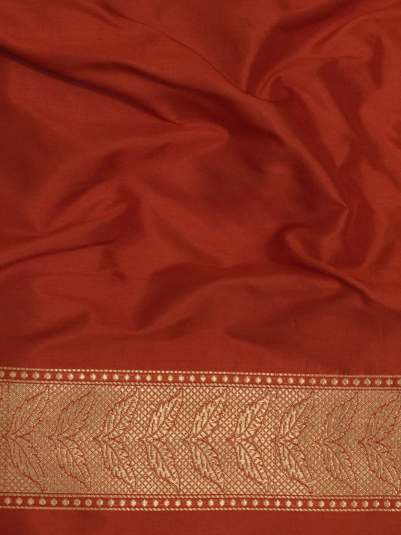 Pure Katan Silk Red Banarasi Handloom Saree with Kadhwa Fine Gold Zari Butis - close-up of border detail - ZARISPIRE