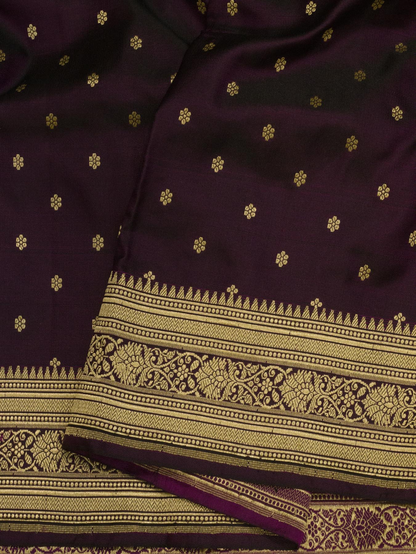 Pure Satin Silk Wine Banarasi Handloom Saree with Kadhwa Border & Pallu and Khaddi Fine Zari Buti - close-up of - ZARISPIRE