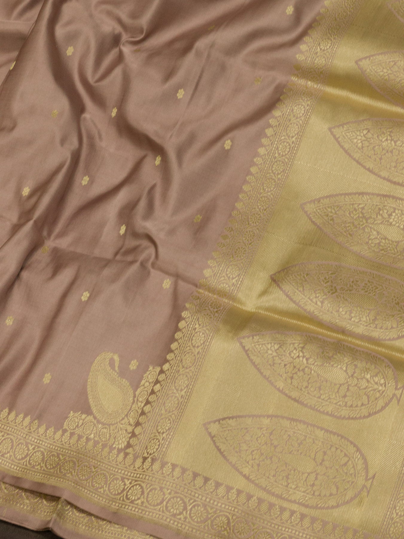 Pure Satin Silk Dusty Mauve Banarasi Handloom Saree with Kadhwa Koniya Pallu & Border & Fine Zari Khaddi Buti - ZARISPIRE