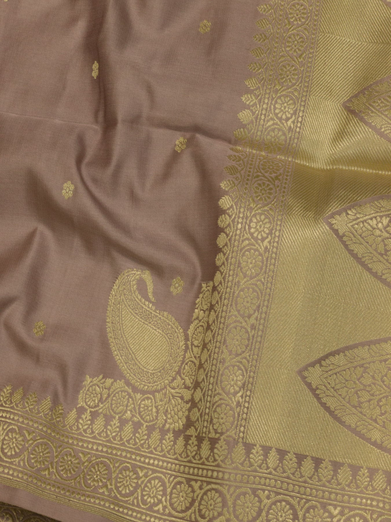 Pure Satin Silk Dusty Mauve Banarasi Handloom Saree with Kadhwa Koniya Pallu & Border & Fine Zari Khaddi Buti - ZARISPIRE