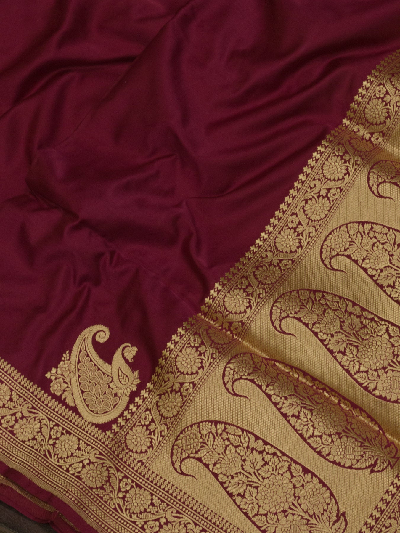 Pinkish Maroon Pure Satin Silk Handloom Plain Saree with Kadhwa Koniya Zari Pallu & Border