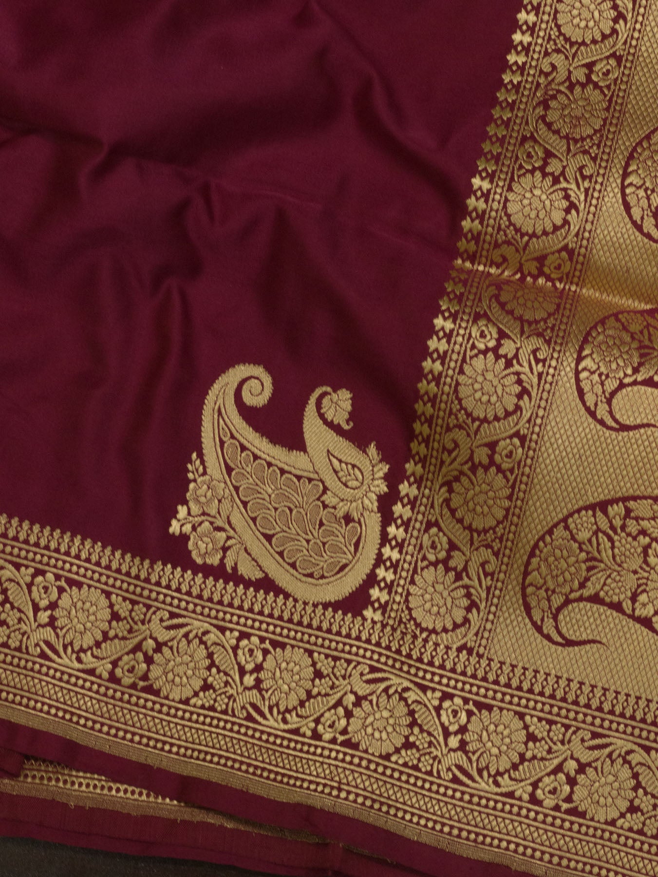 Pinkish Maroon Pure Satin Silk Handloom Plain Saree with Kadhwa Koniya Zari Pallu & Border
