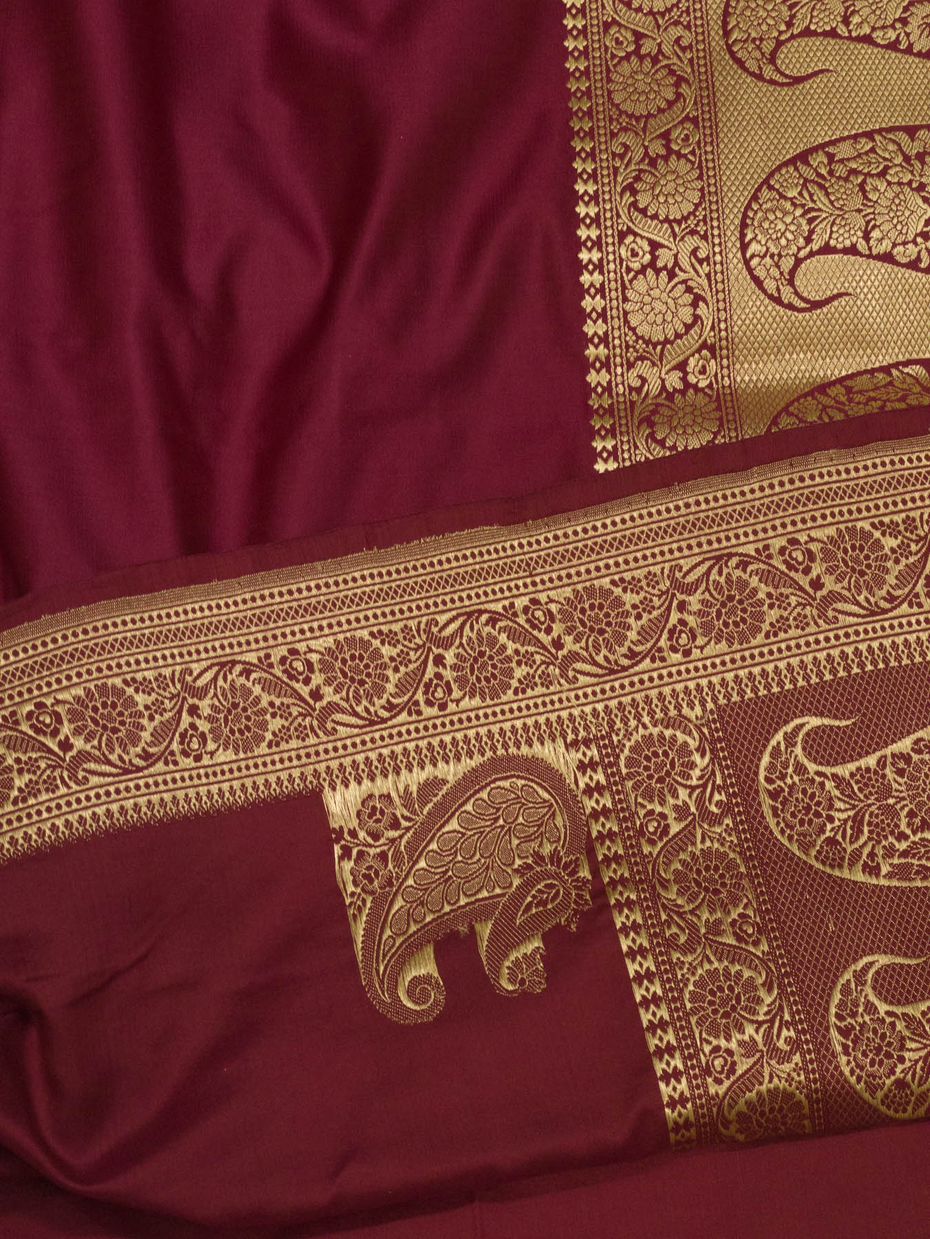 Pure Satin Silk Pinkish Maroon Banarasi Plain Saree with Kadhwa Koniya Zari Pallu & Border - close-up - ZARISPIRE