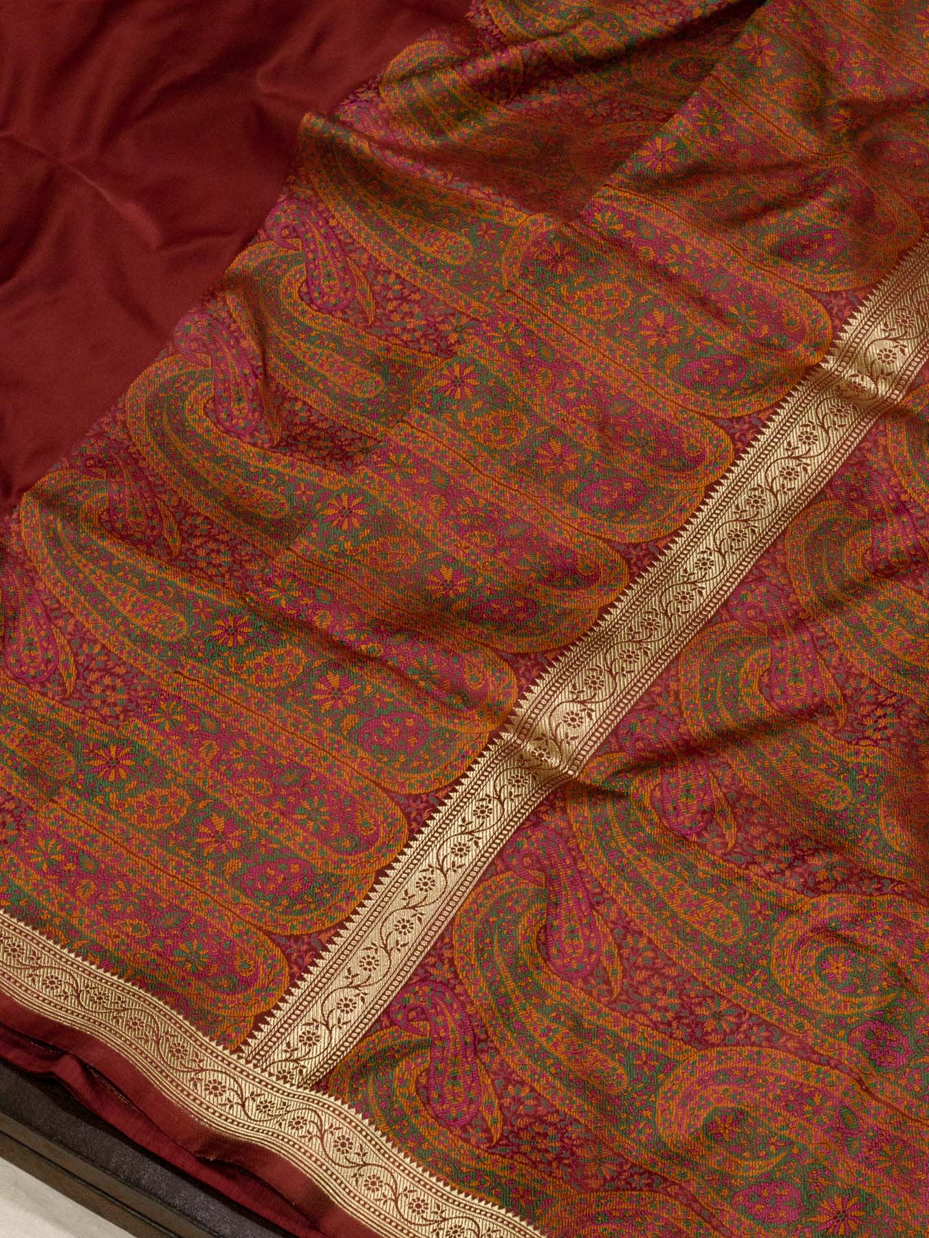 Pure Satin Silk Maroon Banarasi Plain Saree with Kadhwa Zari Border and Tilfi Jamawar Tanchui Pallu and Blouse - ZARISPIRE