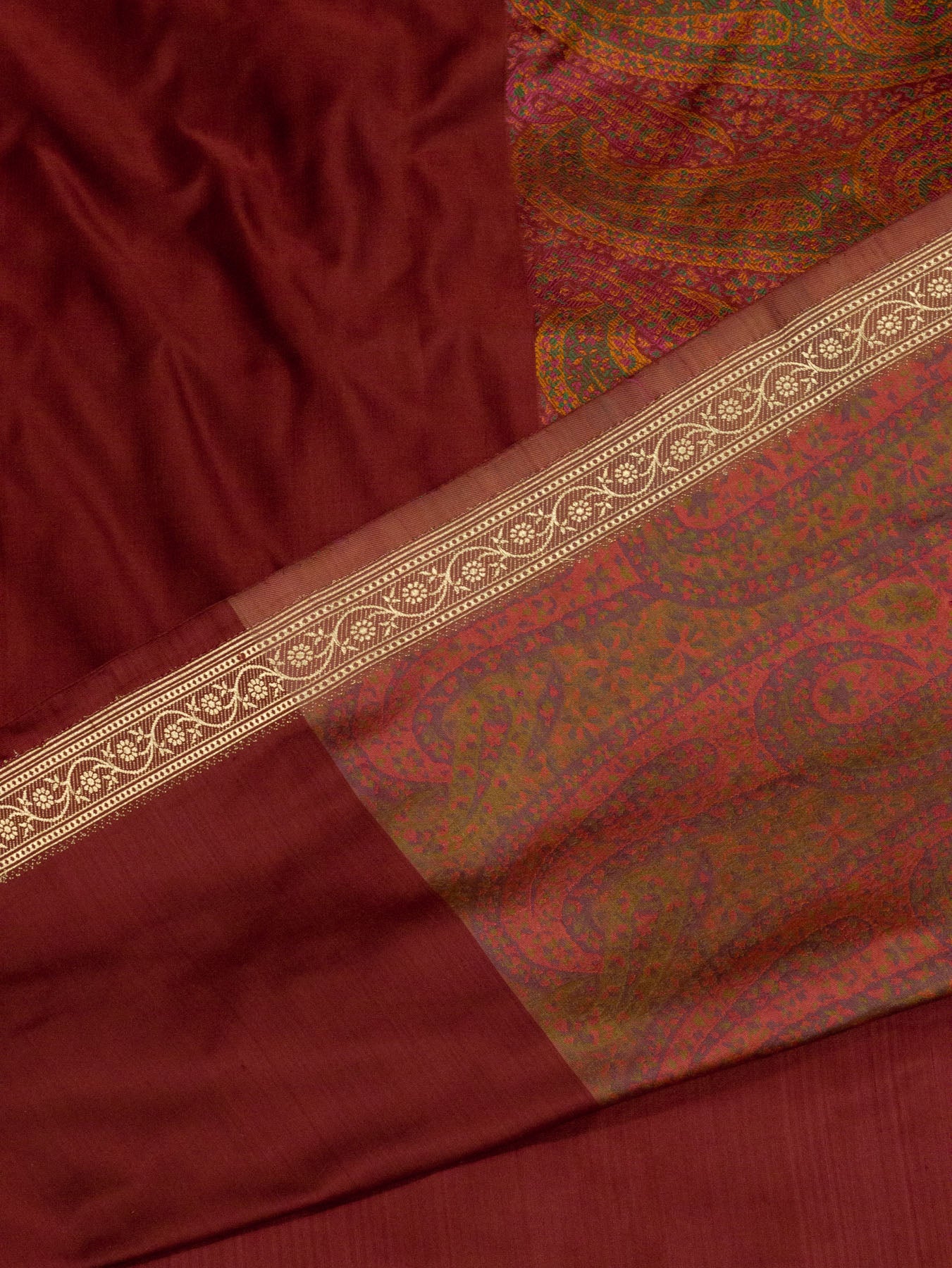 Pure Satin Silk Maroon Banarasi Plain Saree with Kadhwa Zari Border and Tilfi Jamawar Tanchui Pallu and Blouse - ZARISPIRE