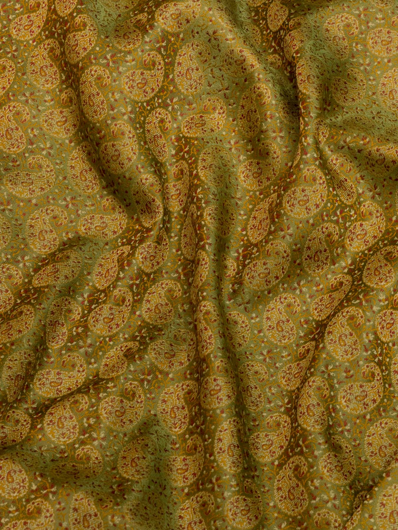 Pure Satin Silk Pista Green Banarasi Handloom Saree with Allover Tilfi Jamawar Tanchui Weaving - fabric weave - ZARISPIRE